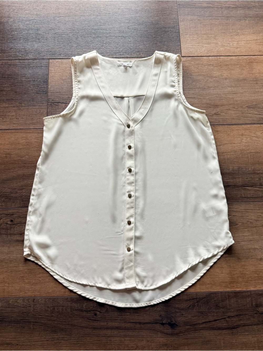 Maurices Cream Sleeveless V-Neck Button-Front Shell Top